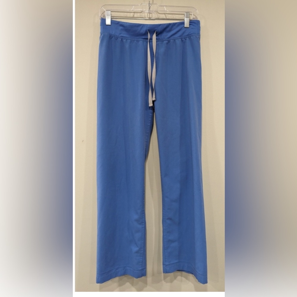 FIGS Livingston Basic Scrub Pants in Ceil Blue, Size XS Petite